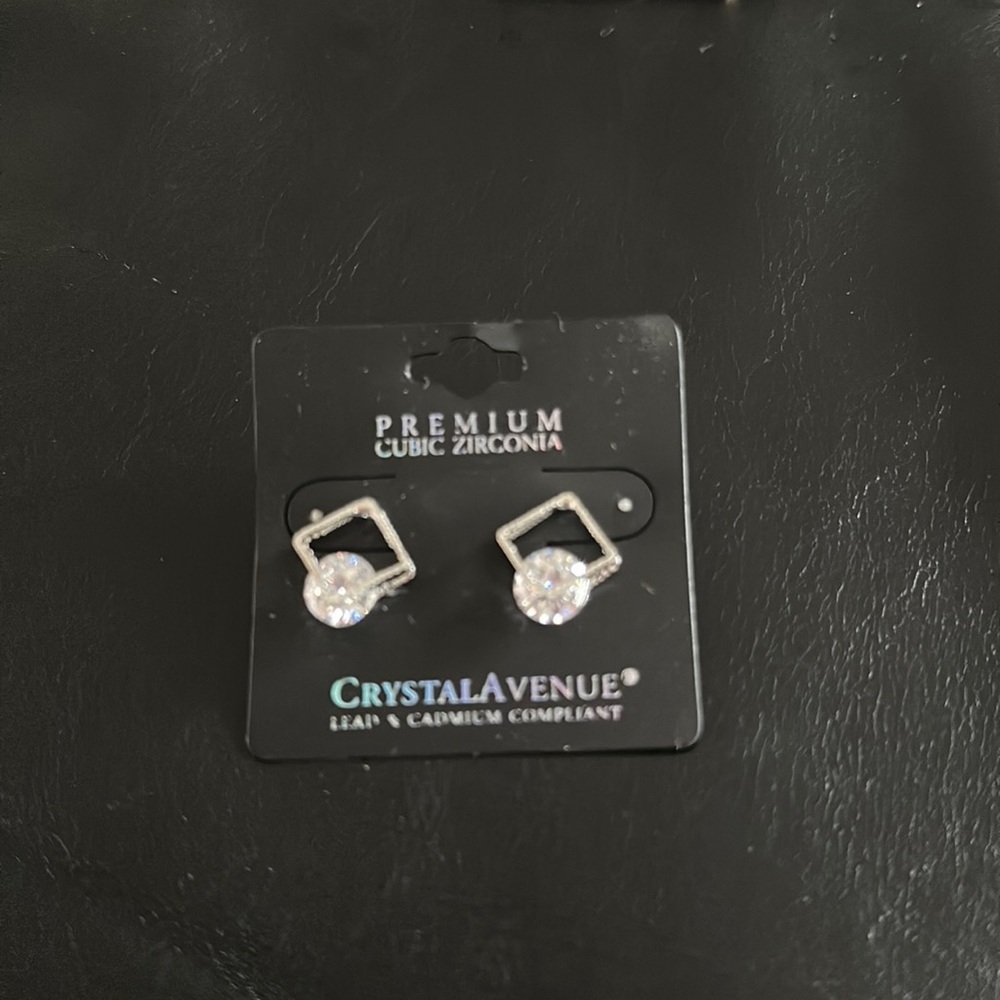CRYSTAL AVENUE MAGICAL MEMORIES CUBIC ZIRCONIA STUD EARRINGS​